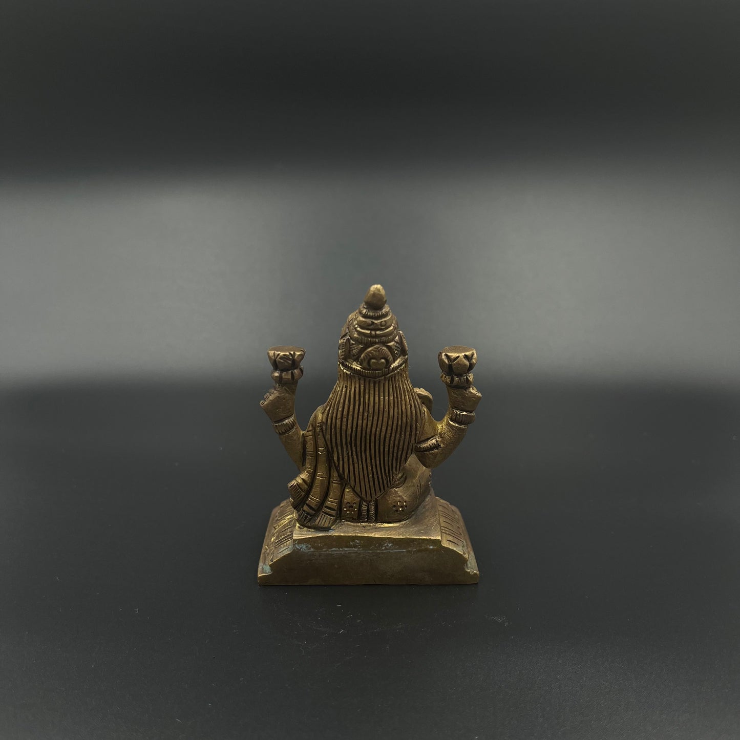 Lakshmi Murti - India